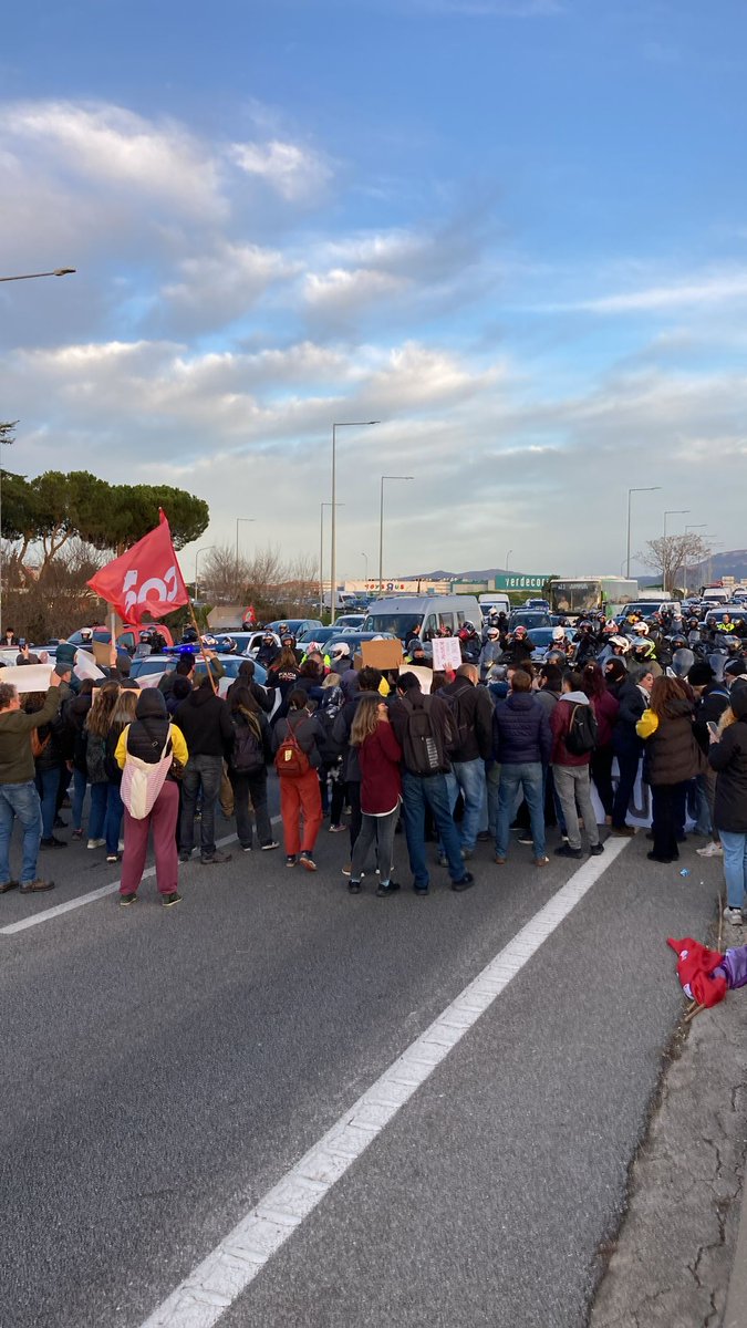 COS Educació tweet media