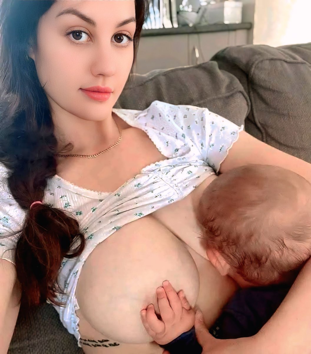 Breastfeed View tweet media