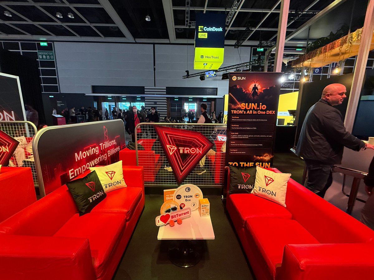 BitTorrent's tweet photo. BitTorrent is on-site at @consensus_hk today alongside the #TRONEco.

The focus remains on the technical advancement of P2P protocols, decentralized storage, and cross-chain scaling. 

BitTorrent is engaging in these practical dialogues to ensure the backbone of #Web3 stays robust. Technical depth always takes precedence over industry noise.