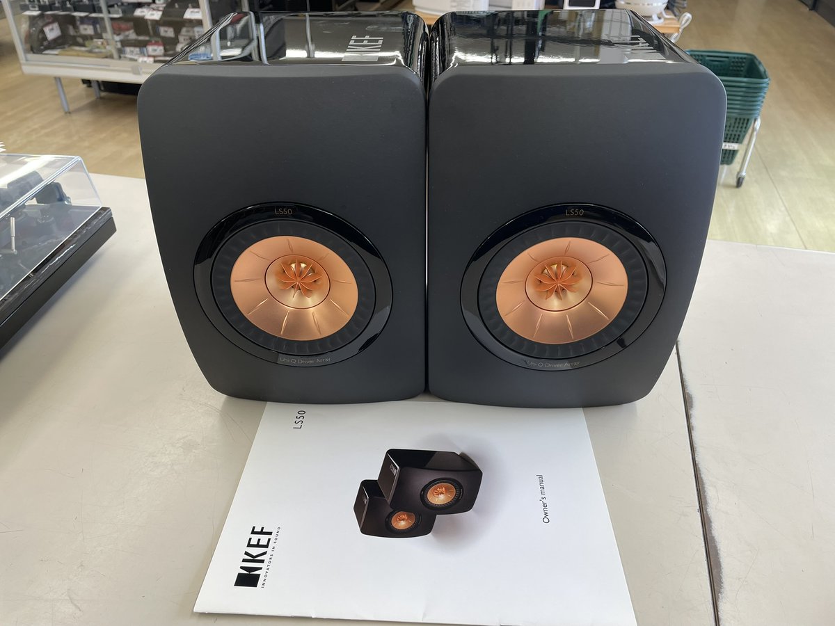 Hooh_satte's tweet image. こんにちは🙋‍♂️
ハードオフ幸手店でございます!!

本日はオーディオ祭り♪
良品を買い取れました🙌

#JBL ツィーター  2402
JBL ドライバー/ホーン  #LE85/H91
KEF スピーカー #LS50
TEAC レコードプレーヤー TA-1150

順次生産していきまっす💪

買取りもお待ちしております🫡