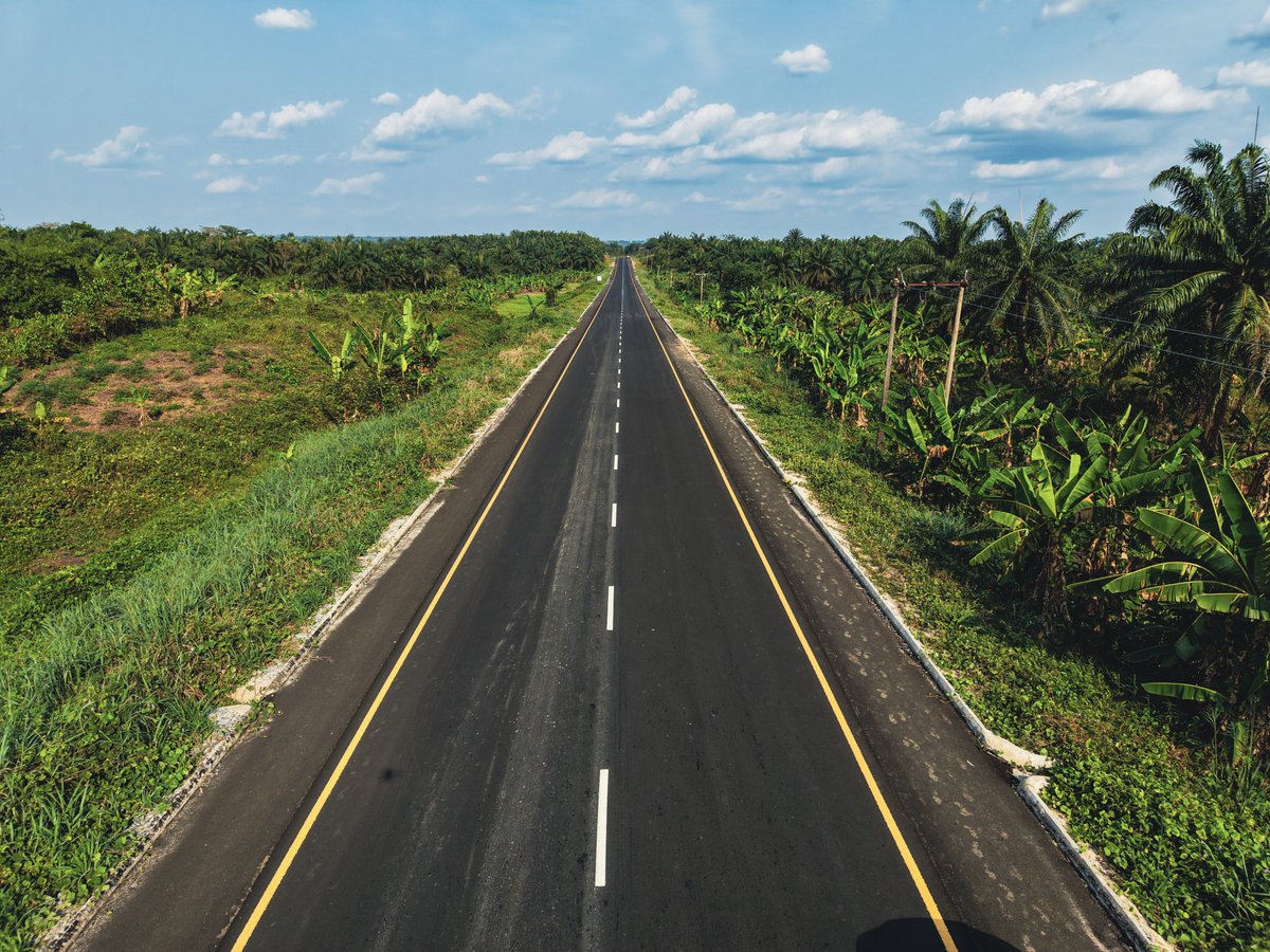 mmeetim's tweet photo. 🚀 Proudly Abia 🇳🇬 

📍Newly reconstructed Amuvi–Ndi Okereke–Ozu Abam Road, Abia State by GELD 

#Abia #AbiaState #Nigeria #RoadConstruction #GELD #AmuviNdiOkerekeOzuAbamRoad #GovernorAlexOtti #AlexOtti