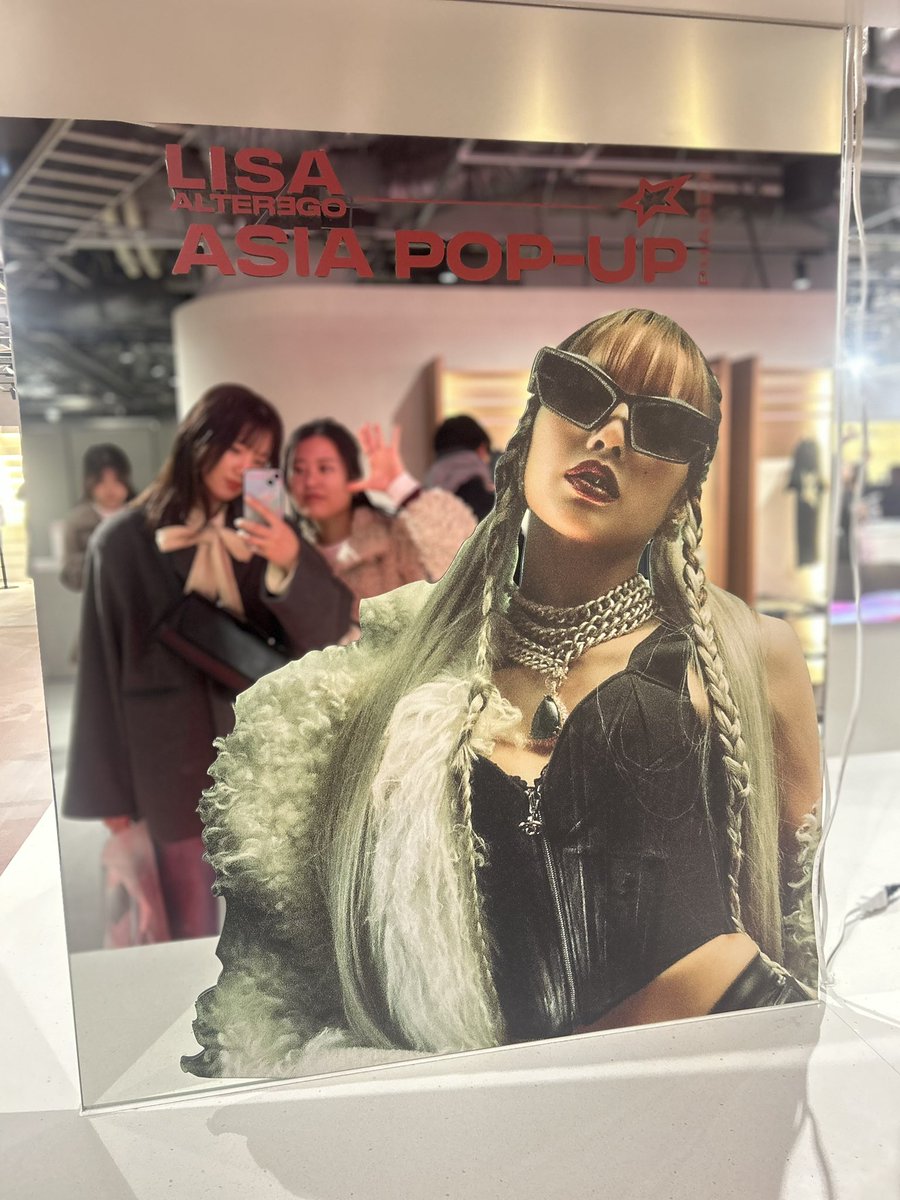 7l5manyu's tweet photo. LISA ALTER EGO ASIA POP-UP PHASE2 IN TOKYO
ﾃﾞﾋﾞｭｰ前からずっと大好きなﾘｻのﾎﾟｯﾌﾟｱｯﾌﾟへ☆ﾘｻのかっこよさと可愛さが詰まってて、どこ見てもｵｼｬﾚでｾﾝｽのある空間でした♡実際着用した衣装も見れて興奮と感動
#LISA #LISAxAlterEgo #AlterEgoPopup #AlterEgo_JP #DPARTMENT https://t.co/lEOX9xlMJQ