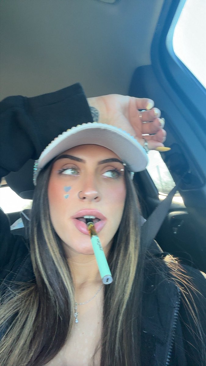 LipsNipsLex's tweet photo. 💨 https://t.co/JzpxUfjYYL