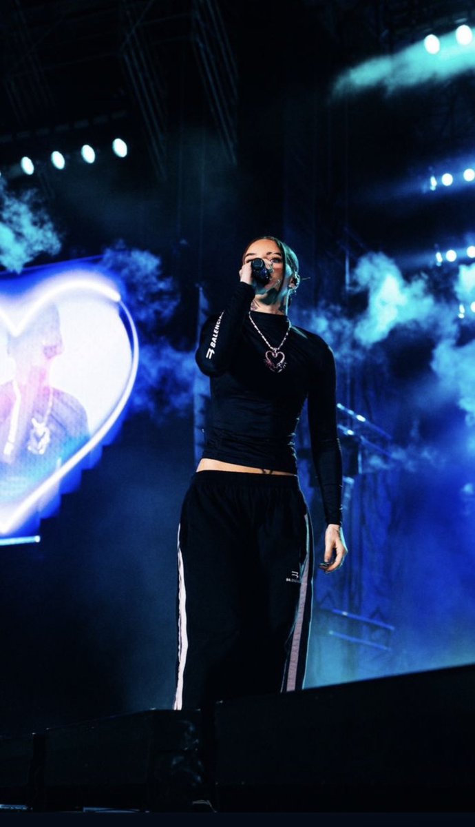 realjennperezz's tweet image. Perioddd💗🖤