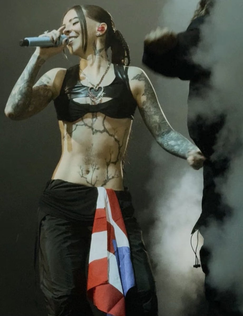 realjennperezz's tweet image. Perioddd💗🖤