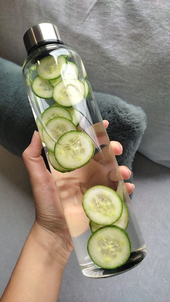 ceelune_'s tweet photo. eat like you love yourself and live like you care for yourself https://t.co/YSkyFDXTM5