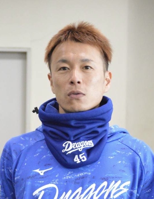 chusporace's tweet photo. ━━━━━━━━━━
🎁🎁プレゼント🎁🎁
━━━━━━━━━━
優勝戦に進出して東海地区選手権を盛り上げてくれた #磯部誠 選手のオリジナルシールを２枚セットで１人に。◯ックリマン風の「ベーやん」です❗️

‼️応募方法‼️
1️⃣@chusporaceをフォロー📱
2️⃣この投稿をリポスト📮
応募締切：２月18日（水）
#プレゼント #東海地区選手権