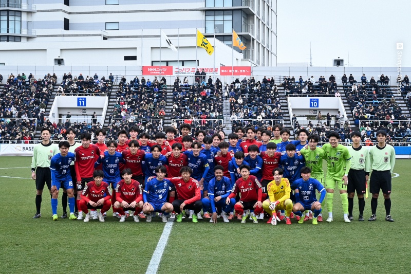 SoccerKingJP's tweet photo. ⚽️試合結果⚽️
日本高校サッカー選抜がU－18 Jリーグ選抜に2発勝利！…“単独開催”のNEXT GENERATION MATCHを制す
https://t.co/HE91dKYX0r

🗣️編集部より
「通算17回目の開催となったNEXT GENERATION MATCHは日本高校サッカー選抜が勝利。帝京の宮本周征と尚志の臼井蒼悟がネットを揺らしました」 https://t.co/qCazQRsXuK
