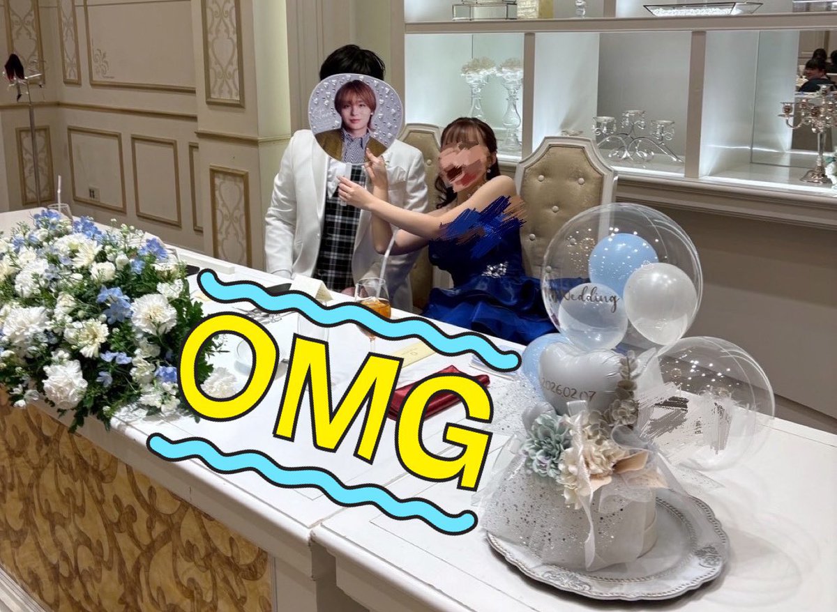 _mu2ni's tweet photo. 先日やりたいこと詰め込みジャニオタ結婚式やってきました💞グッズ飾ったり、開演前影アナやったり、ペンラうちわ持ってきてもらったり、落下物やメッセージ銀テぶっ放したり、エンディングムービー流したり、セトリJUMP沢山流したり、メンカラドレス着たりしたー！楽しかったー！ https://t.co/AevPeY9720