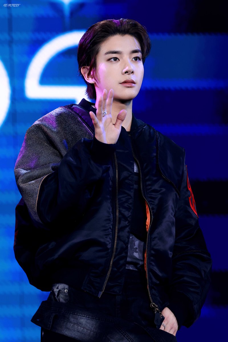 HEART REEF tweet media