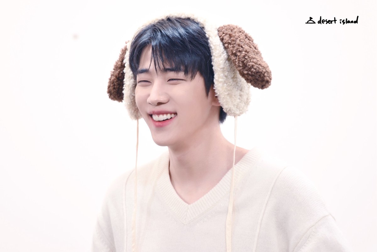 260207 에버라인 시그 1차
웃는 게 젤예쁜 짱강아띠 
#JAECHAN #재찬