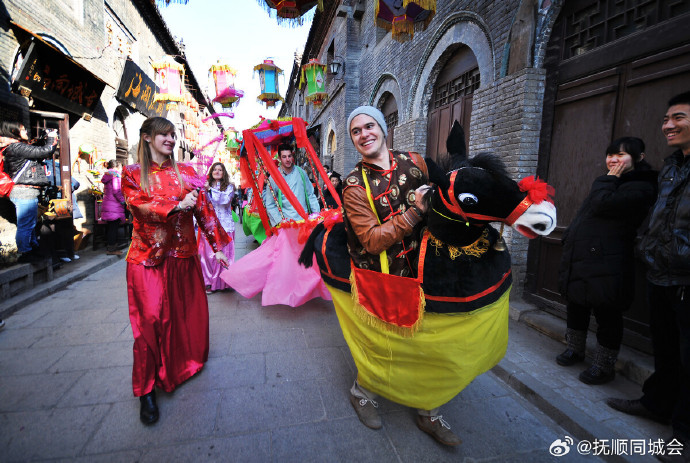 pmnarts's tweet photo. Chinese-style Happiness
In 2025, China saw a soaring rise in the ranking of the world's most desirable places to live for expats, emerging as the country with the steepest climb on the list. https://t.co/sflewRMcv3