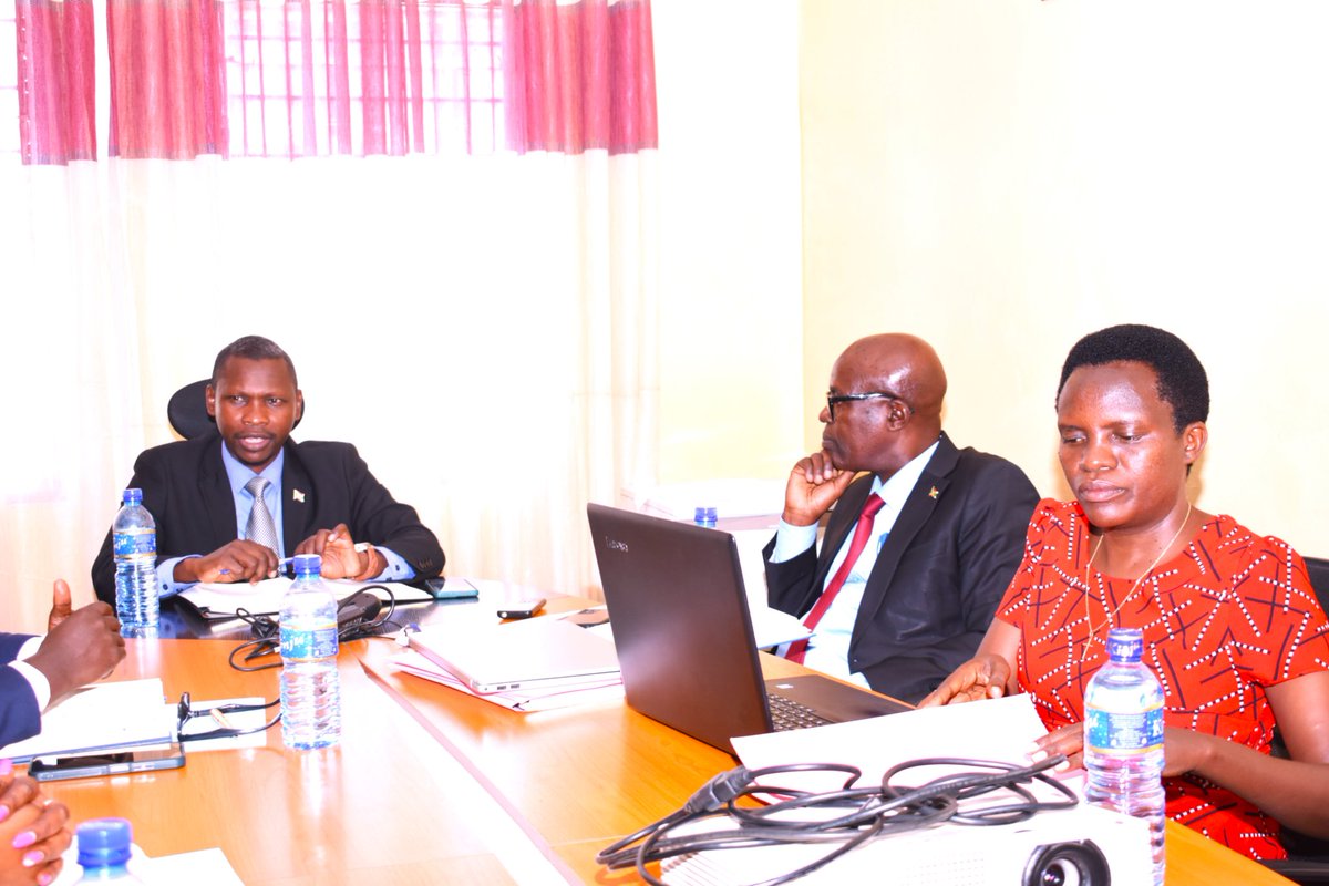 REGIE NATIONALE DES POSTES tweet media