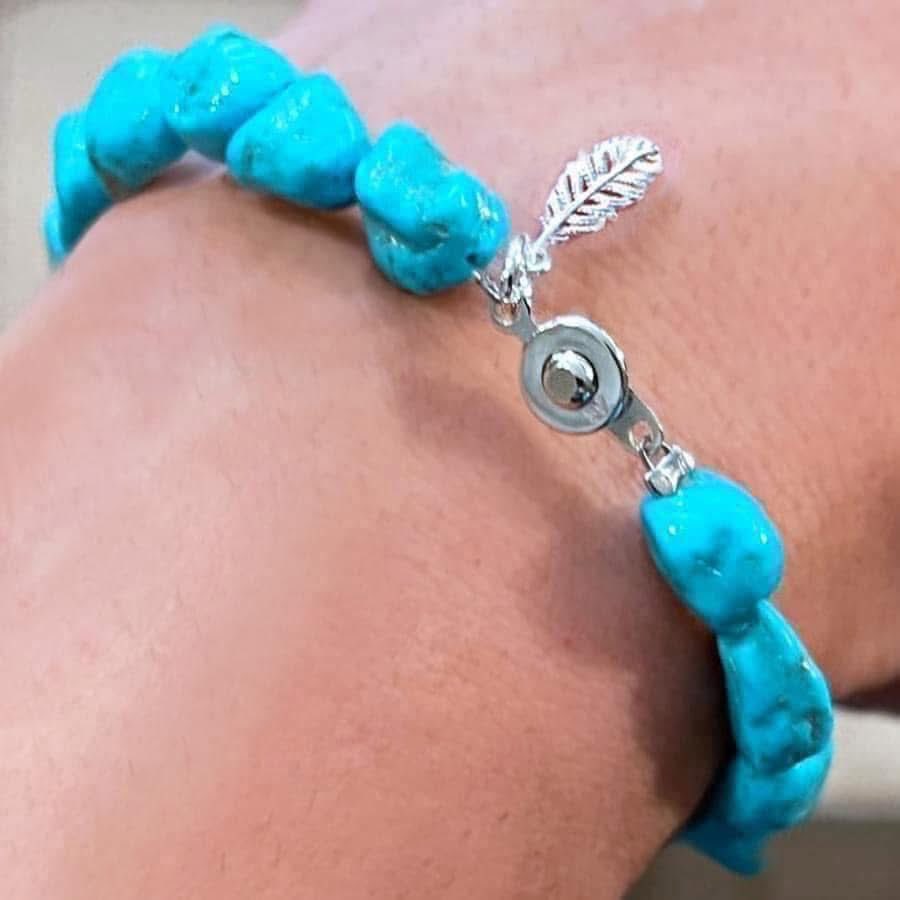 USAアリゾナ州の最高峰、スリーピングビューティー鉱山の天然