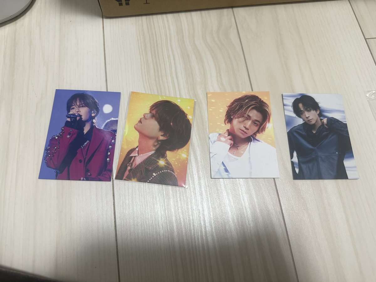 na44428071's tweet photo. Welcome to Sunshine FANTASTICS 
トレカ　交換

譲　画像のもの

求　堀夏喜＞佐藤大樹
　　2枚目💕優先

FANTASTICSリリイベ大阪にて手渡し
大阪市内手渡し、郵送にて交換 https://t.co/0IhFWpcFRZ