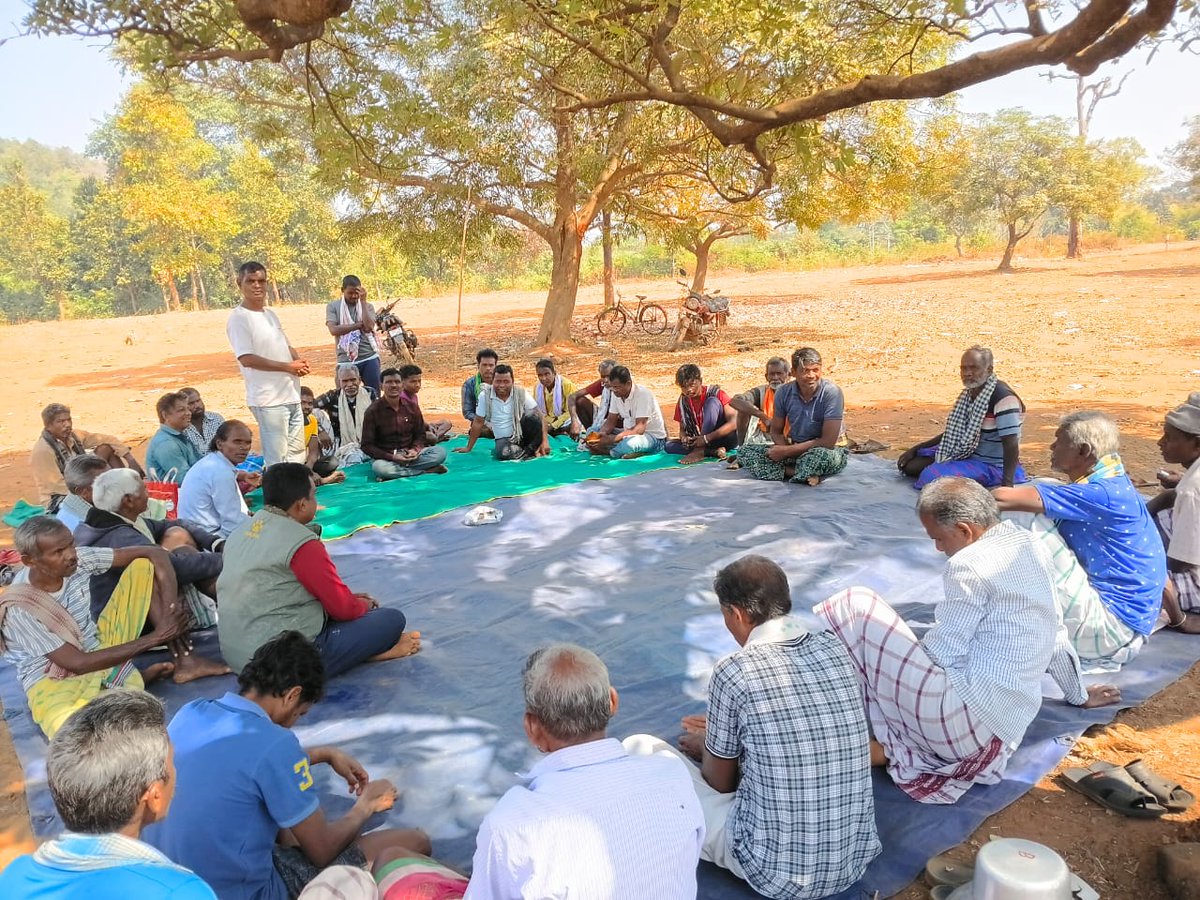 ଜନଜାଗୃତି ମଞ୍ଚ, ମୟୂରଭଞ୍ଜ ଲୋକ ସଙ୍ଗଠନ ତରଫରୁ ବିଭିନ୍ନ ଗ୍ରାମରେ ରାୟଗଡ଼ା ରେ ହେଉଥିବା "ଗ୍ରାମୀଣ ଚର୍ଚ୍ଚା" ପାଇଁ ପ୍ରସ୍ତୁତି ବୈଠକ କରାଯାଉଛି । 
<a href="/Atmashakti3/">Atmashakti Trust</a> 
<a href="/IndigenousYatra/">TheIndigenousYatra</a> <a href="/MSMO40845837/">Mahila Shramajeebee Mancha, Odisha</a>
 #GrameenCharcha 
#CommunityLedDevelopment
#RuralVoices
#IndigenousWisdom
#Mayurbhanj
#Rayagada
#Odisha