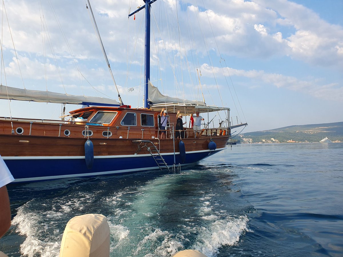 Sicily: Your 5-Star Boutique Hotel on the Water Ditch the hotel for Slow Travel in Summer 2026. Discover the Aeolian Islands on the newly refitted Gulet Elianora.
See Stromboli’s volcano Sunset in Panarea
#Sicily #AeolianIslands #GuletCharter #LuxuryTravel #Italy #Summer2026