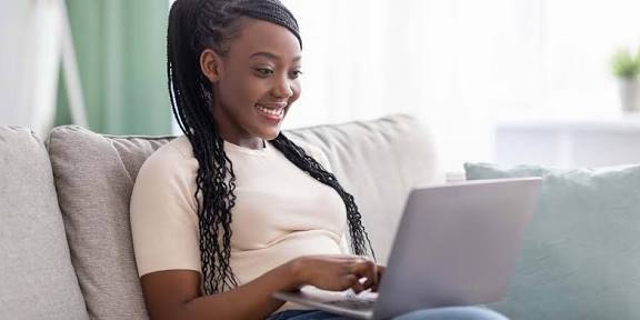 Remote work isn't dying, it's maturing,If you're building skill, networking, and showing result, the opportunities are still massive, especially in digital or freelance spaces
What’s your take on remote work?
loving the flexibility or hunting those global gigs? Drop your thoughts