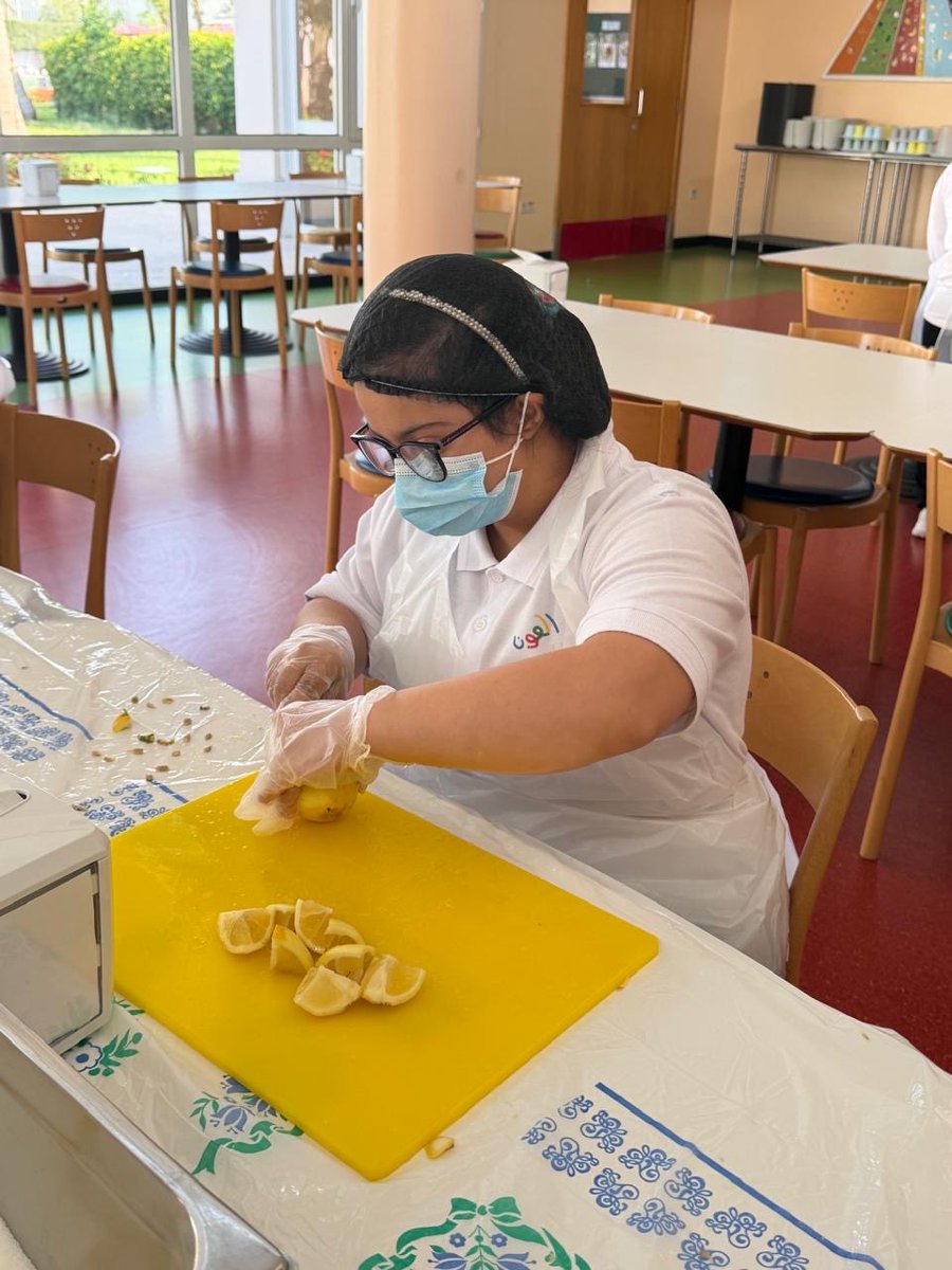 مركز العون tweet media