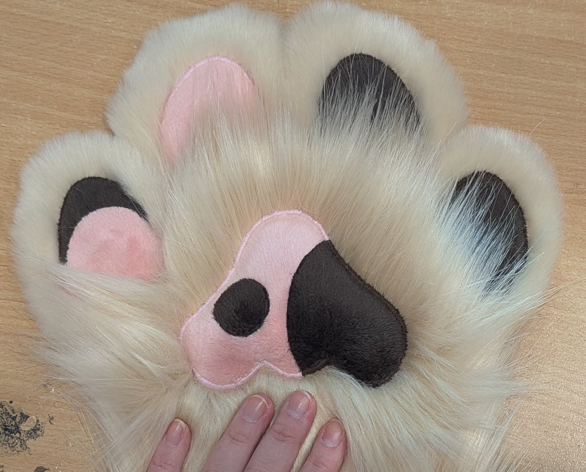 Eight 👾 Bit tweet media