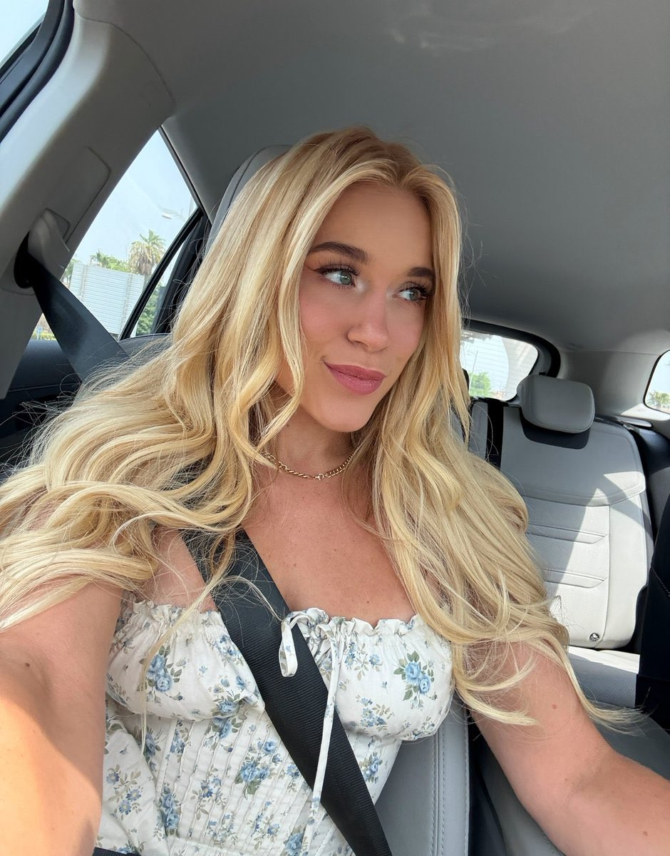 Kate4030's tweet photo. ❤️❤️ https://t.co/a3IbTUgMW0