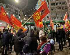 İsviçre-Basel’de 10 Şubat'ta Rojava’yla dayanışma eylemi yapıldı. #Rojava’daki ablukaya son verilmesi; acil yardım bekleyen insanlar için sınır kapılarının açılması, yardımların ulaştırılması istendi
tinyurl.com/362tad5e