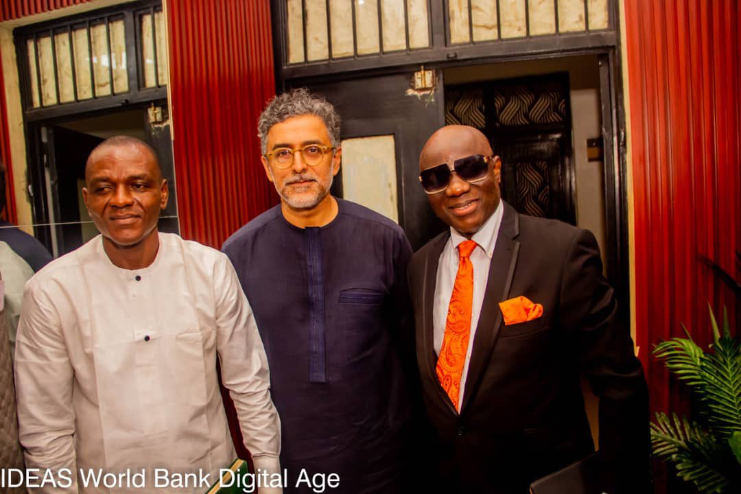socialdacideas's tweet photo. That man with the mic? Dr Abimbola and Mr Devies.A true force🔥
Selfless. Relentless. Always fighting for his trainees.
Proud to be trained by Digital Age Consultants LTD. 💼✨ https://t.co/Azh71sk72V