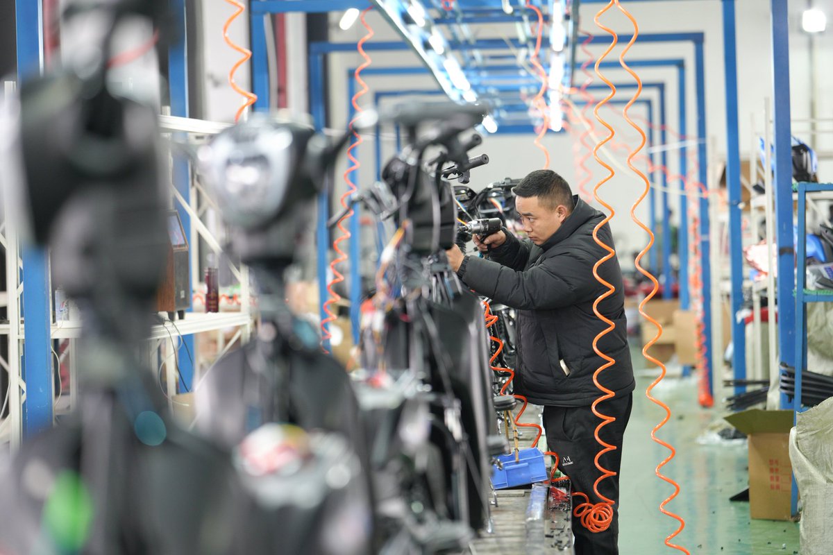 The PPI, which measures costs for goods at the factory gate, went down 1.4 percent year on year in January, narrowing by 0.5 percentage points compared to the previous month, the National Bureau of Statistics (NBS) said.