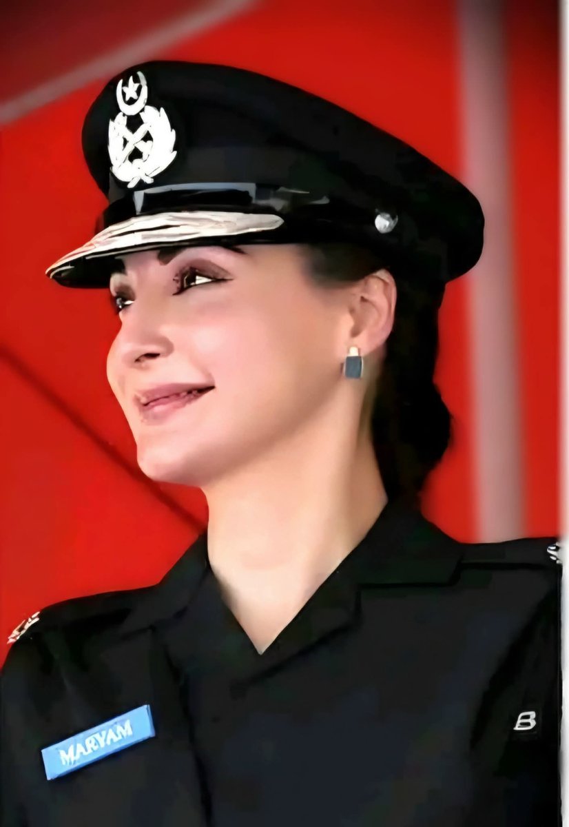 پنجابی وزیراعلی کیطرف سے کوئٹہ جاکر فورسز کیلیئے 10 ارب کا اعلان ایک پہلے سے موجود خوفناک رحجان  "پنجابی فوج" کے تائثر کو تقویت دیگا 
ماضی میں فوج کیئے تمام فنڈز اسلام آباد کے نام پر دیئے جاتے رھے ھیں
شخصی خونمائی اور زاتی امیج بلڈنگ کا یہ خوفناک رحجان فیڈریشن کی تباہکن ھوگا