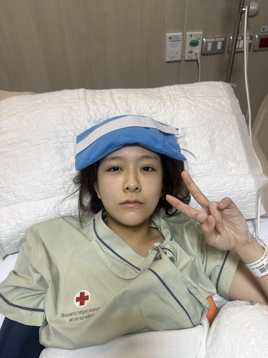 ℳ𝖾𝗐𝗇𝗂𝖼𝗁. tweet media