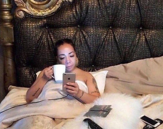 Moi qui lis les news sur Twitter le matin comme si c'était un journal.