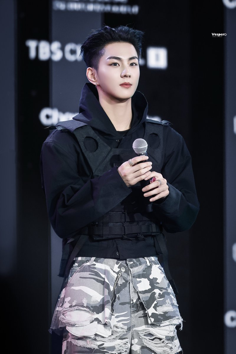 ᴠᴇsᴘᴇʀ. tweet media