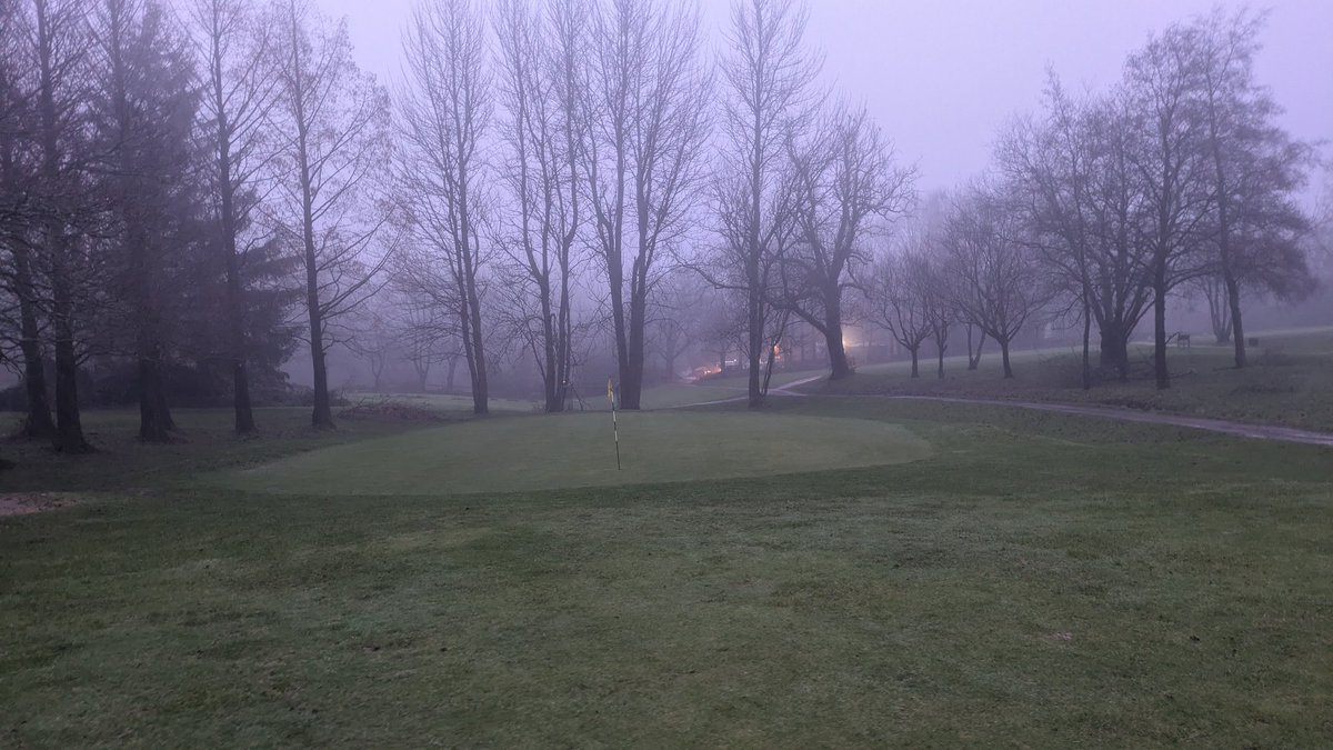 LickeyHillsGolf's tweet photo. "Right honest post" ..... 
*COURSE OPEN JUST ABOUT*
very wet out there so please be careful on slopes etc 
2 winter greens , you have been warned it's very wet but it's an option ....
8th and 15th very very very wet  and muddy , the rest have standing water but ok #golf #golfer https://t.co/CmCojIaZkU