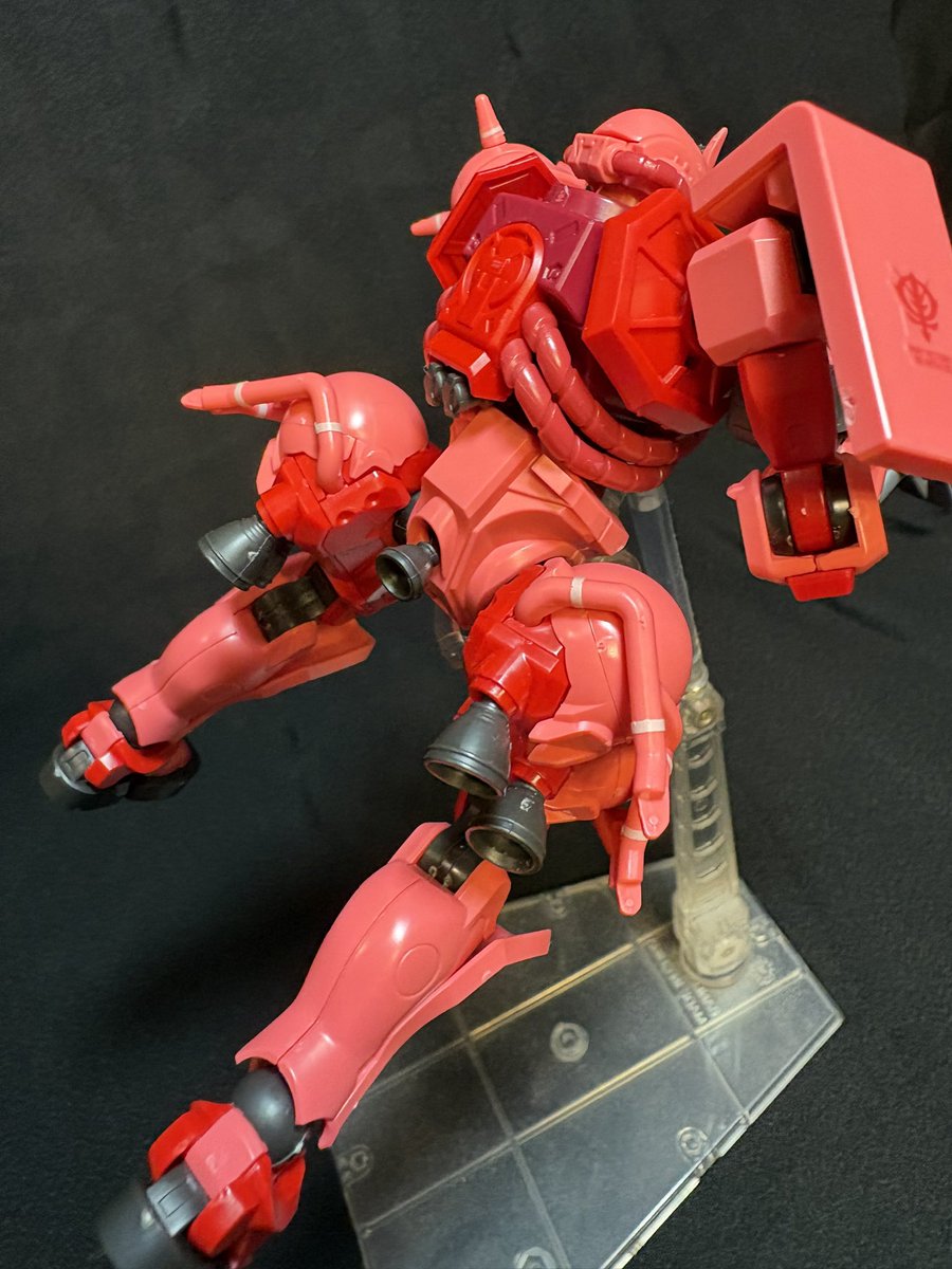 markplusEvyr94's tweet photo. ⬇️
#ガンプラ
#ジークアクス
#ガンダムセンチュリー
#AMBAC
少し真面目に考えw
このバーニアをバックバックにも付けず、プロペラントタンク直結の腰部に集中させて姿勢制御はAMBAC(質量移動)によってする、
というデザイナーズメッセージは、
ガンダムセンチュリーセンチネル世代を狙ってますねw https://t.co/cnWnpWQrow