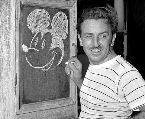 ankorinclan's tweet photo. Dijo una vez Walt Disney: "Todas las adversidades, problemas y obstáculos que he tenido me han fortalecido. Puede que no te des cuenta cuando sucede, pero una patada en los dientes puede ser lo mejor que te suceda en la vida".
305 rechazos, un ratón que nadie quería y una película que creyeron fallida. Pero la clave no era el talento, era la perseverancia. No importa cuántas puertas se cierren, si crees en lo que haces, tarde o temprano el mundo abrirá la suya.