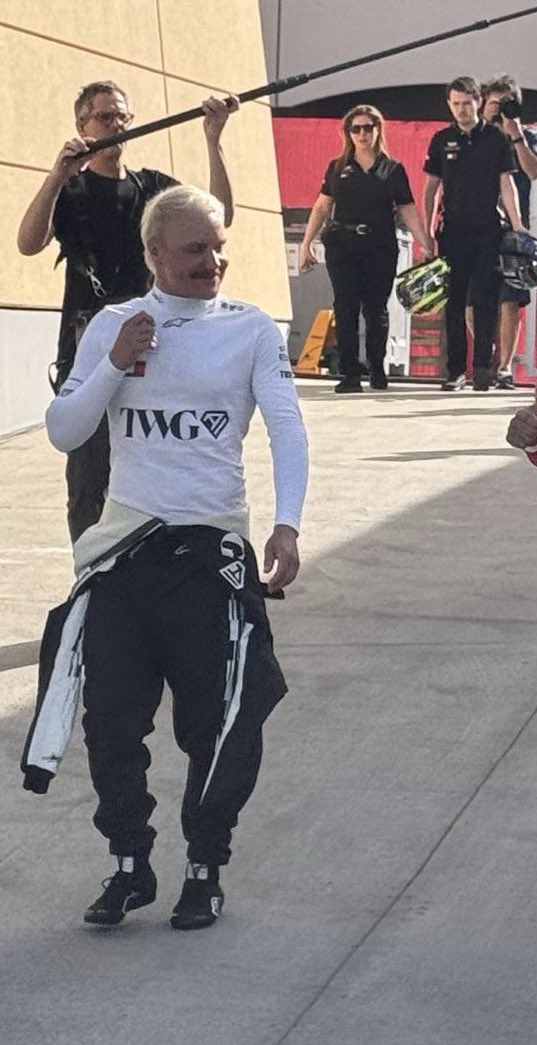 luna 💌 tweet media