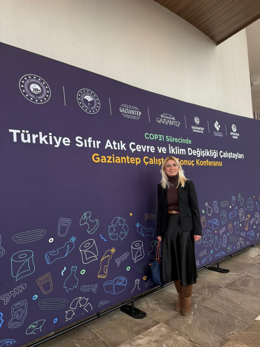 🌍 Hasan Kalyoncu Üniversitesi ev sahipliğinde Gaziantep Sıfır Atık Sonuç Konferansı gerçekleştirildi.

HKÜ OSB Teknokent Genel Müdürümüz Sayın İpek Yardım da sürdürülebilirlik ve sıfır atık vizyonuna yönelik çalışmaları yakından takip etti.

#OSBGaziantep #OSBTeknokent