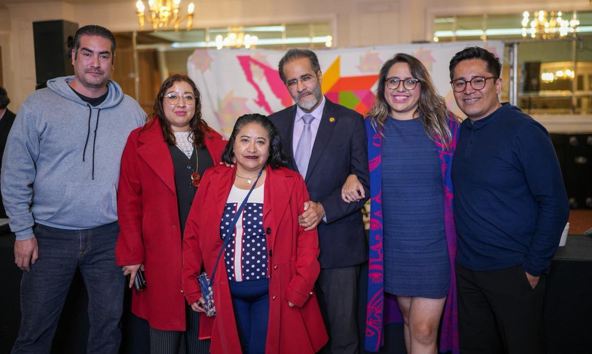 El lunes nueve de febrero además de llevar a cabo al Asamblea Semanal del #MNE recibí a líderes provenientes de la CdMx, el Estado de México, #Sinaloa, #Puebla, #Oaxaca, #Morelos y #Tabasco.