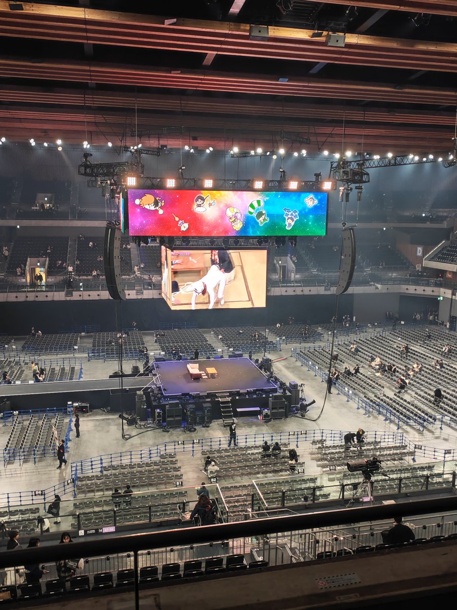 4階席だけど近く見える
#東海オンエア #有明アリーナ 
#東海オンエア有明アリーナ 
#煮ても東海焼いてもオンエア