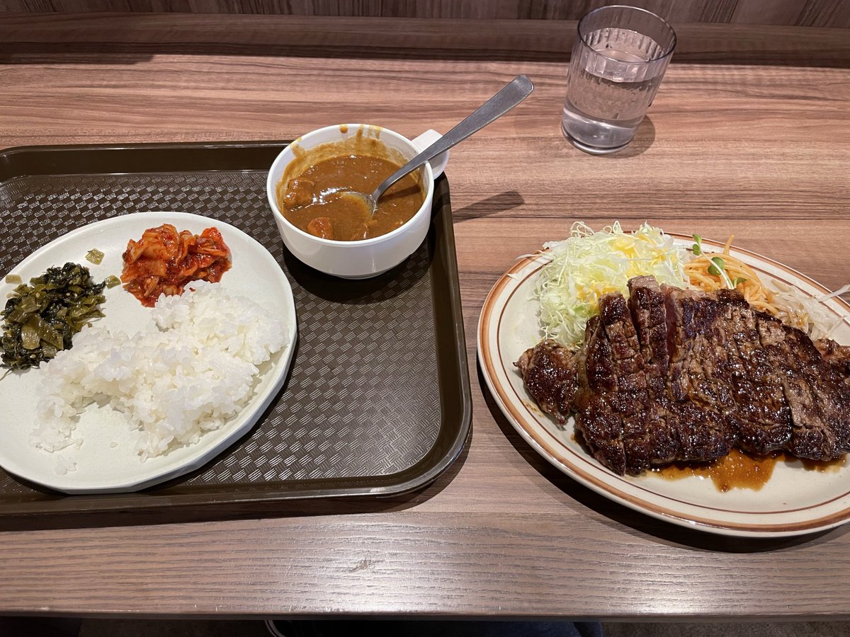 donacko's tweet photo. 最近ステーキハマってる https://t.co/Q9x9VFgSp8