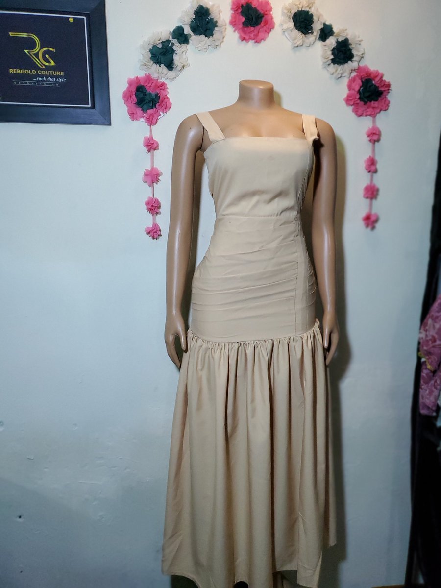 missrebgold's tweet photo. I make dresses that fits,gives you comfort and increases your confidence https://t.co/sGRysf1P1L