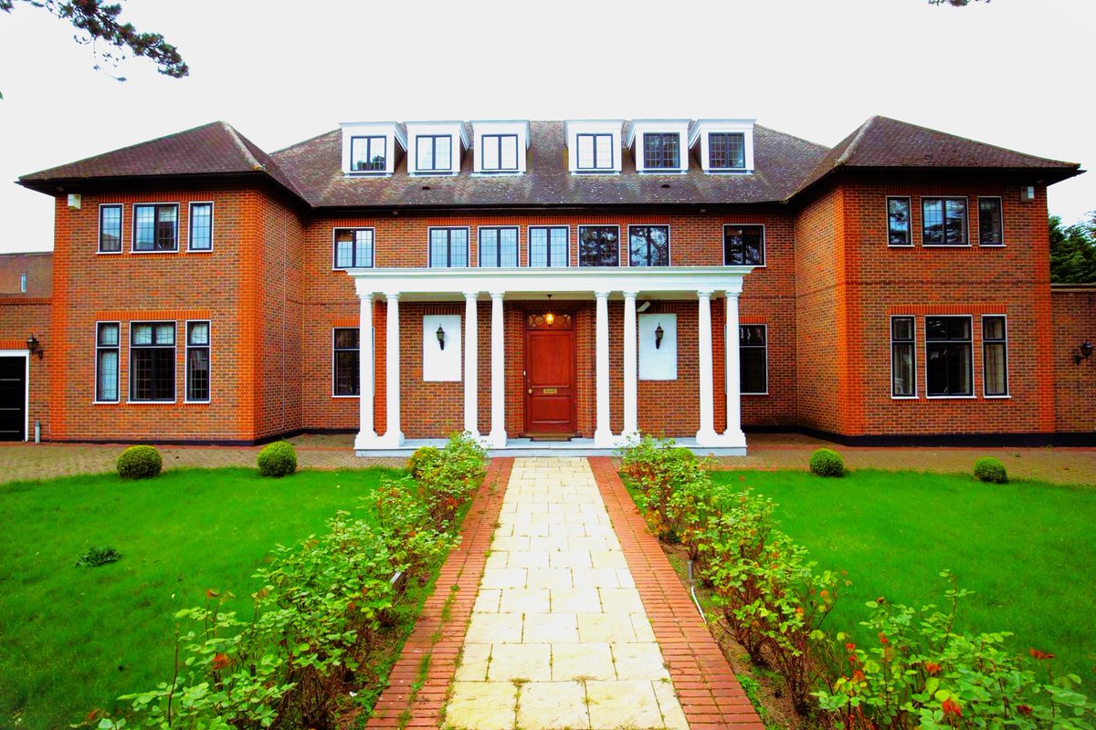 abbey_spring's tweet photo. Price reduction - 8 Bed Detached House, Brampton Grove, London, £4,000,000. View details: https://t.co/FQHvESgYXK https://t.co/qov7J4Oju2