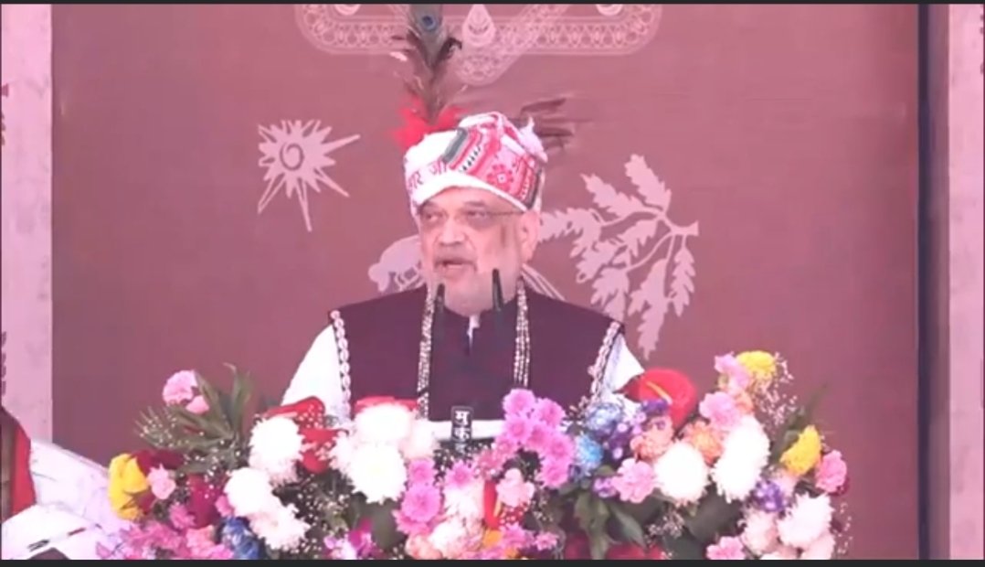हां है बस्तर में बहुमूल्य सम्पदा और उस सम्पदा का नाम है.. बस्तरवाशी, बस्तरवाशियों की जिंदगी कैसे बेहतर हो बस यही अटल प्रयास में हैँ अमित शाह जी <a href="/AmitShahOffice/">Office of Amit Shah</a> <a href="/AmitShah/">Amit Shah</a>