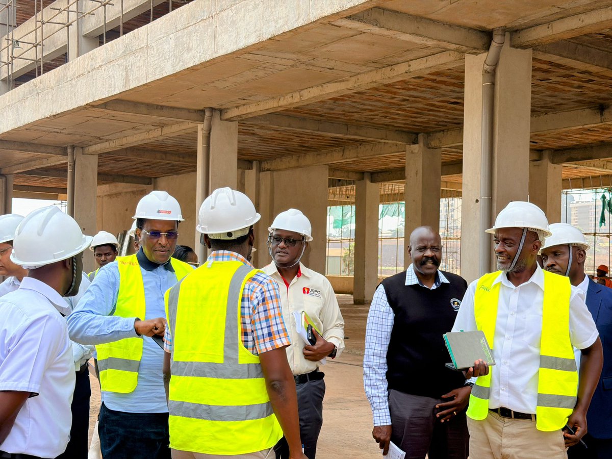 Mr. Katushabe inspected the MoWT One Stop Centre in Kampala and urged swift completion of the facility that will bring all key transport services under one roof. #นับใหม่ทั้งประเทศ #WhyUgDecidedM7 #الاتحاد #TresGracas