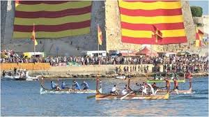 1. Avui a <a href="/aj_vic/">Ajuntament de Vic</a>: Sabíeu que un 20-30% dels cognoms dels maltesos (Montserrat, Kolomina, Cassola, etc.) són catalans? I que els estornells i verdums maltesos són anomenats "sturnells" i "verduns"? I que el pa amb tomàquet és el plat nacional maltès? I que l'escut de Catalunyá és