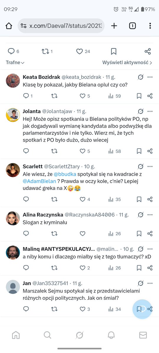 Daeval7's tweet image. Wpis krytykujący Hołownie i atak pisowcow w komentarzach 🤡🤡🤡🤡