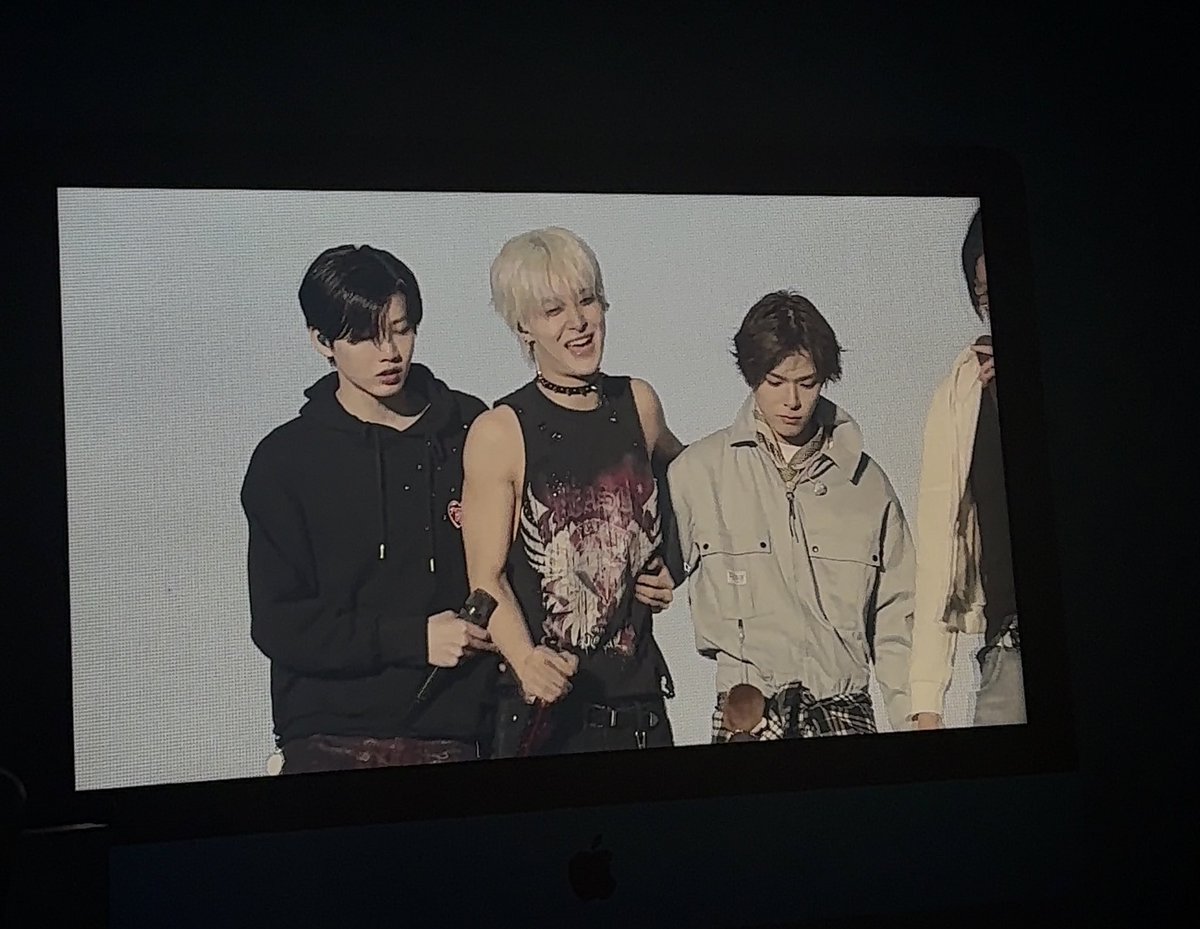 ジフン来ました‼︎ #TREASURE