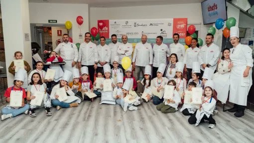 sitioparapostre's tweet photo. ChefsForChildren organiza divertidos talleres de cocina para niños con enfermedades raras en Le Cordon Bleu Madrid.
@ChefsChildren @lcbmadrid https://t.co/8DTOijCXLP https://t.co/WodwhhTszp