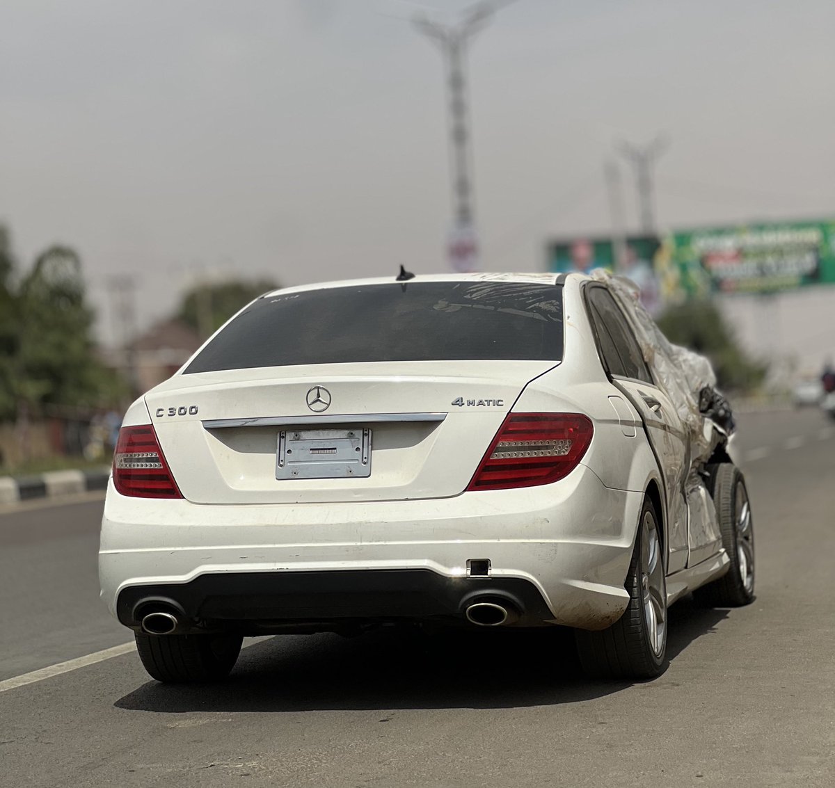 kanocar_'s tweet photo. Buy &amp; fix‼️ 2013 MERCEDES BENZ C300 4MATIC ☎️:09064628559 https://t.co/mY0OVrPXGD