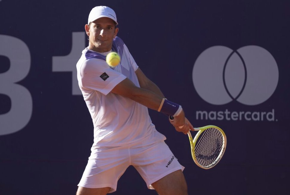 puppotenis's tweet photo. 1R @iebmasargopen
Matteo #Berrettini (ITA, 8) a @fedeecoria (WC) 7-5 7-5
Ignacio #Buse (PER) a Francesco #Passaro (ITA, Q) 5-7 7-5 6-4
📷 #PrensaARGOpen https://t.co/YaDu1s2RKQ